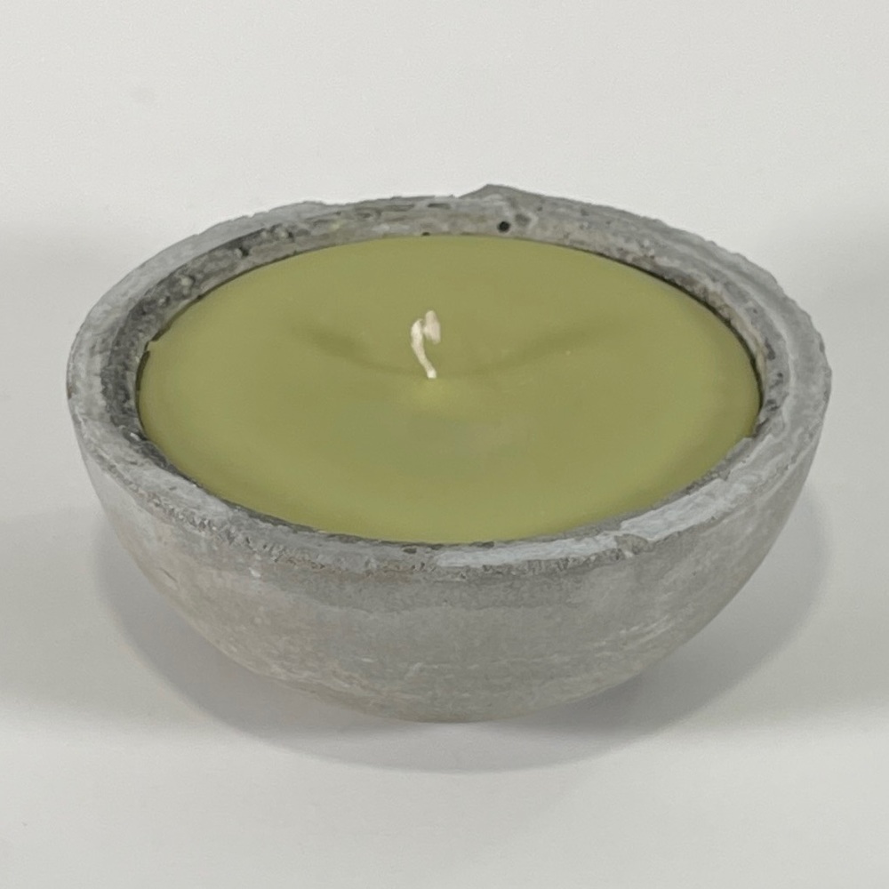 *NWT Citronella Candle Rustic Cement Vase